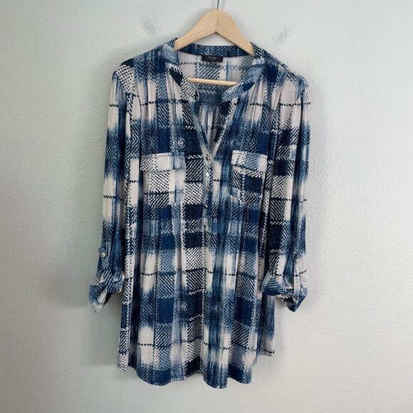 Cocomo Woman Plus 2X Blue White Plaid Stretch Tunic Top 3/4 Roll Tab Sleeve - Picture 6 of 9